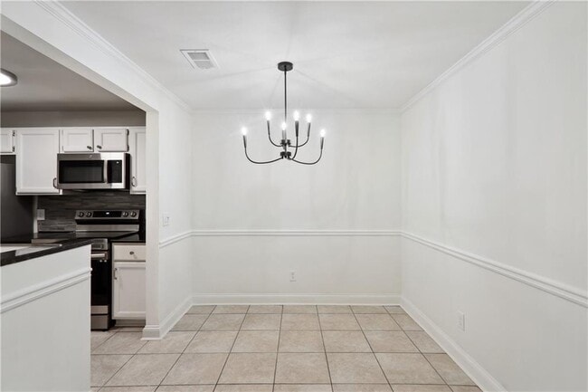 Building Photo - 421 Warm Springs Cir