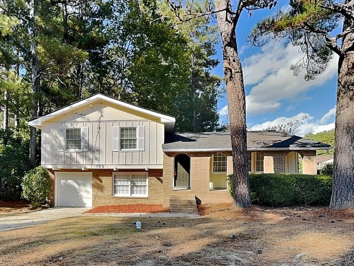 Primary Photo - 105 Feldwood Pines St