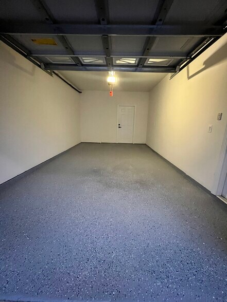 Garage - 115 Legendary Dr