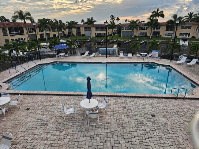Building Photo - 2600 S Kanner Hwy