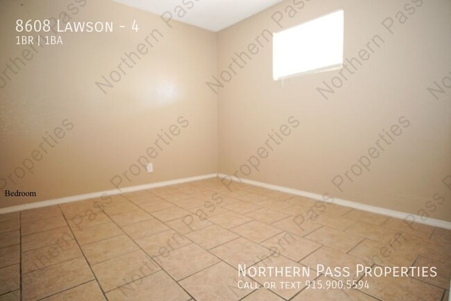 Building Photo - Cozy 1 BDR Northeast Apt- Water Included! ...