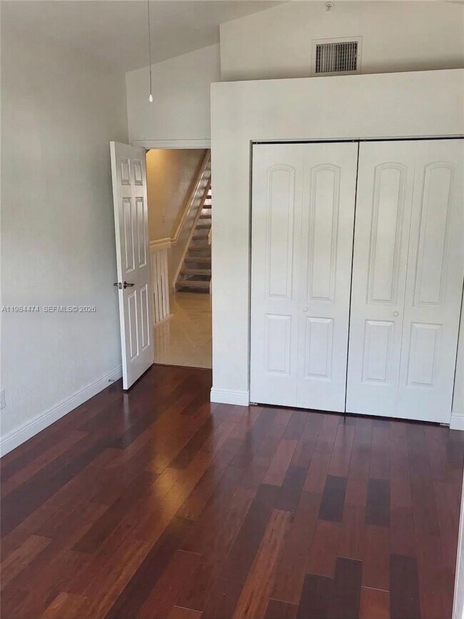 Building Photo - 721 SW 148th Ave