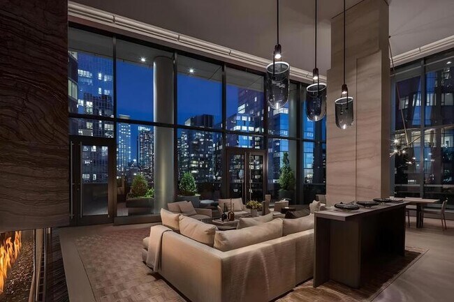 Building Photo - 30 Riverside Blvd