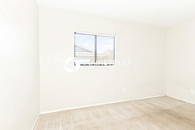 Building Photo - 3 Bedroom Pet-Friendly Home in Glendale, AZ with Main Street Renewal