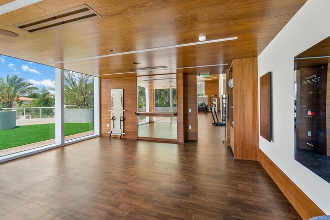 Building Photo - 200 SE Mizner Blvd
