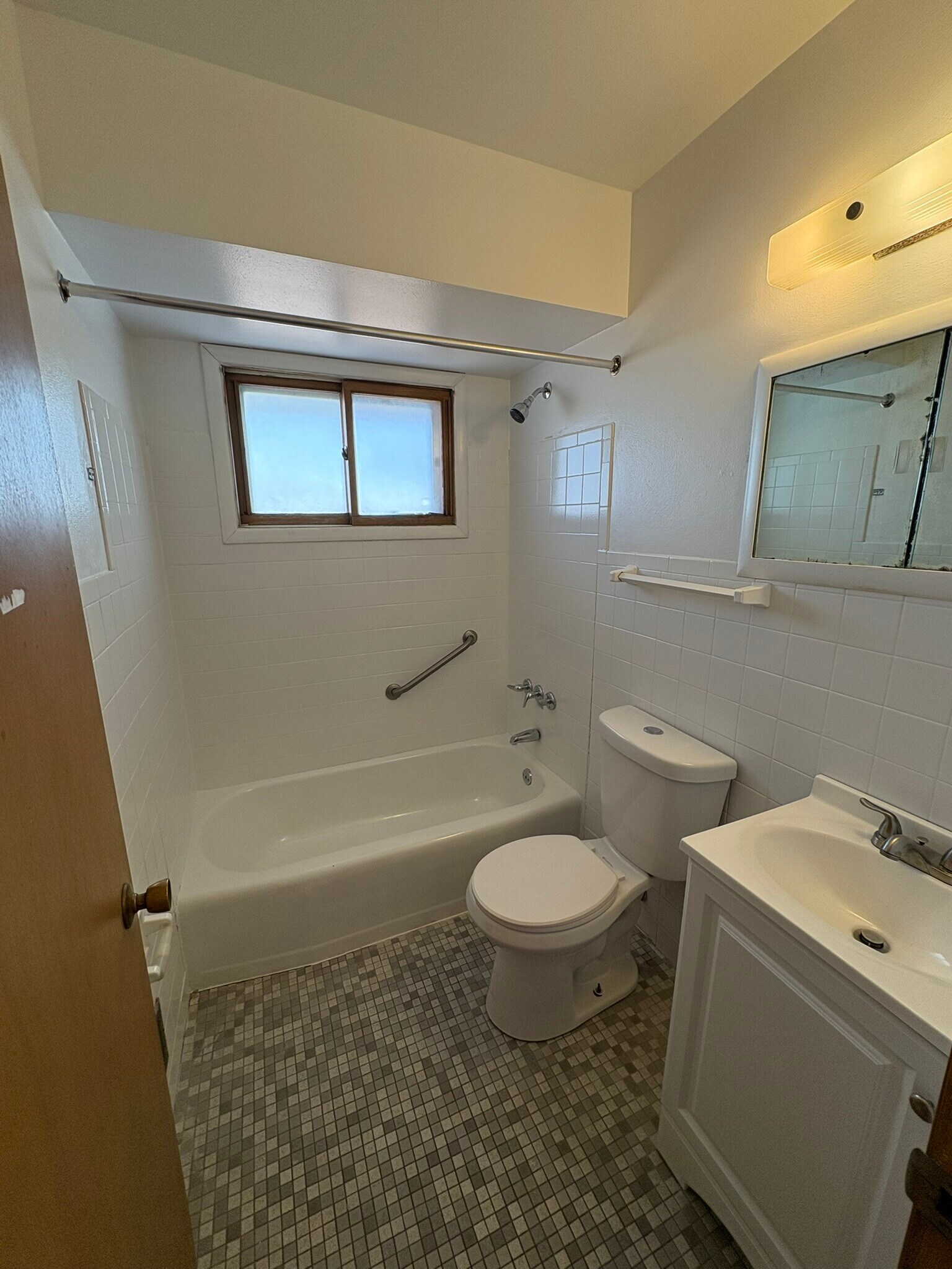 Building Photo - 3573 S 76th St