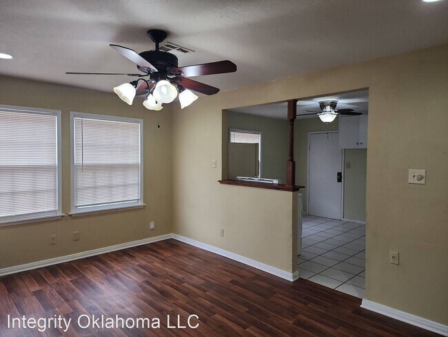 Building Photo - 2 br, 1 bath House - 547 E Indian Drive