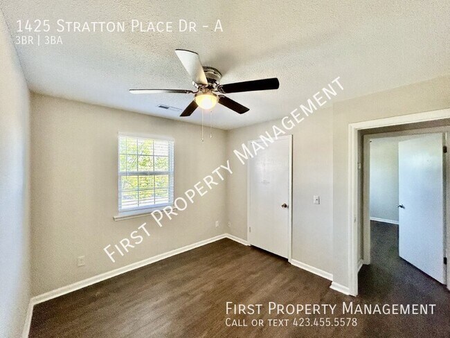 Building Photo - 1425 Stratton Pl Dr