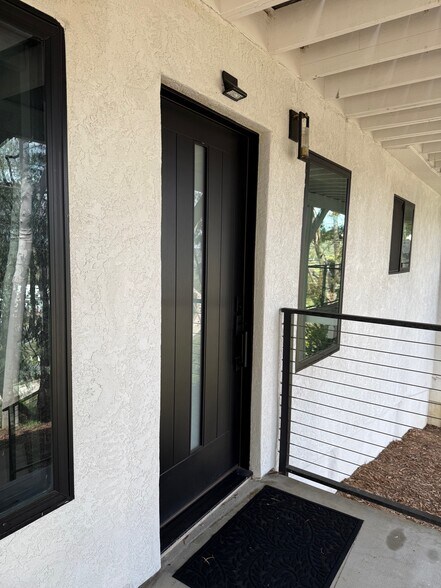 Building Photo - 2366 Almeria Ct