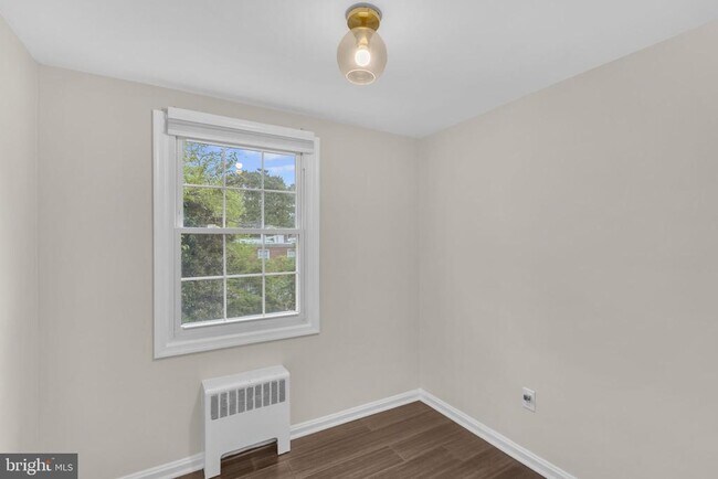 Building Photo - 2813 Mosby St