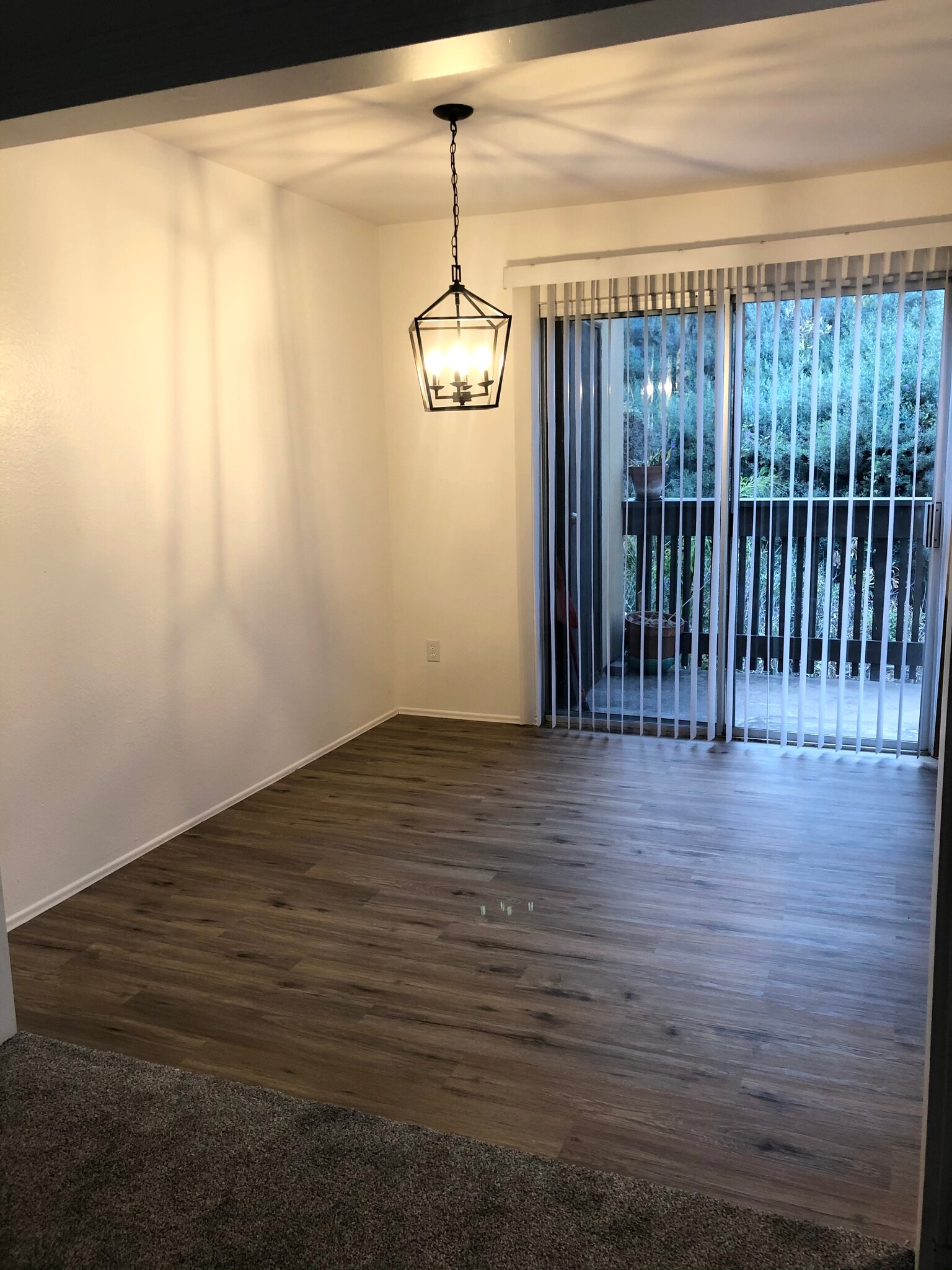 Building Photo - 7964 Mission Center Ct