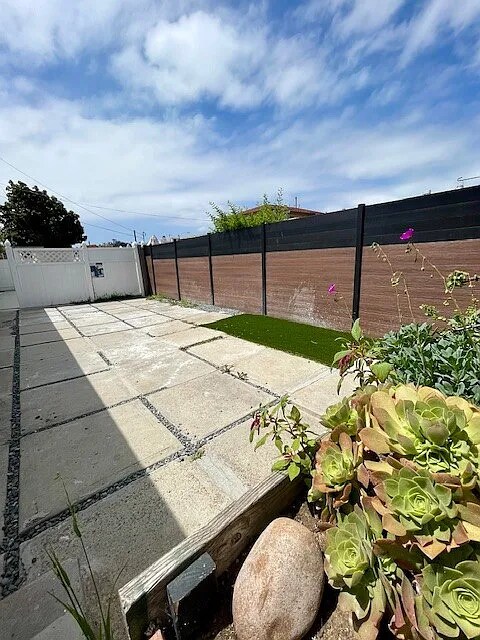 Building Photo - 5515 Lauretta St