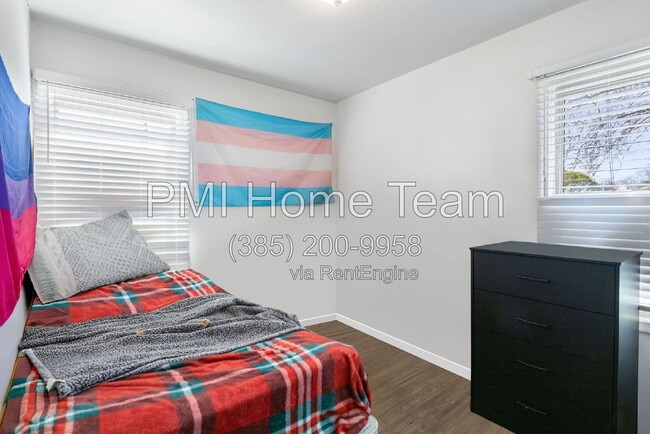 Building Photo - 732 Campbell Heights