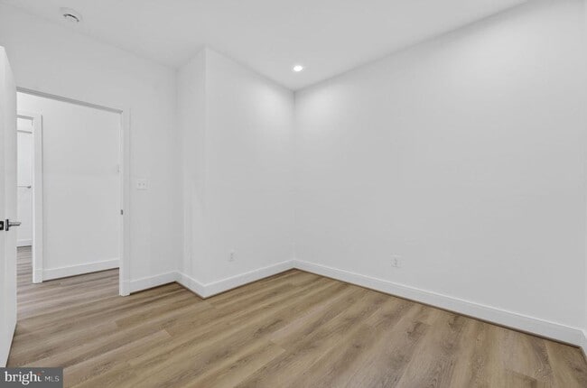 Building Photo - 117 N 21st St