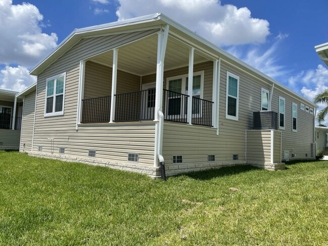 Building Photo - 5708 Blue Harbor Dr