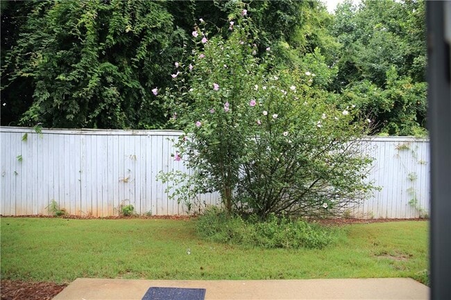 Building Photo - 5454 Medlock Corners Dr