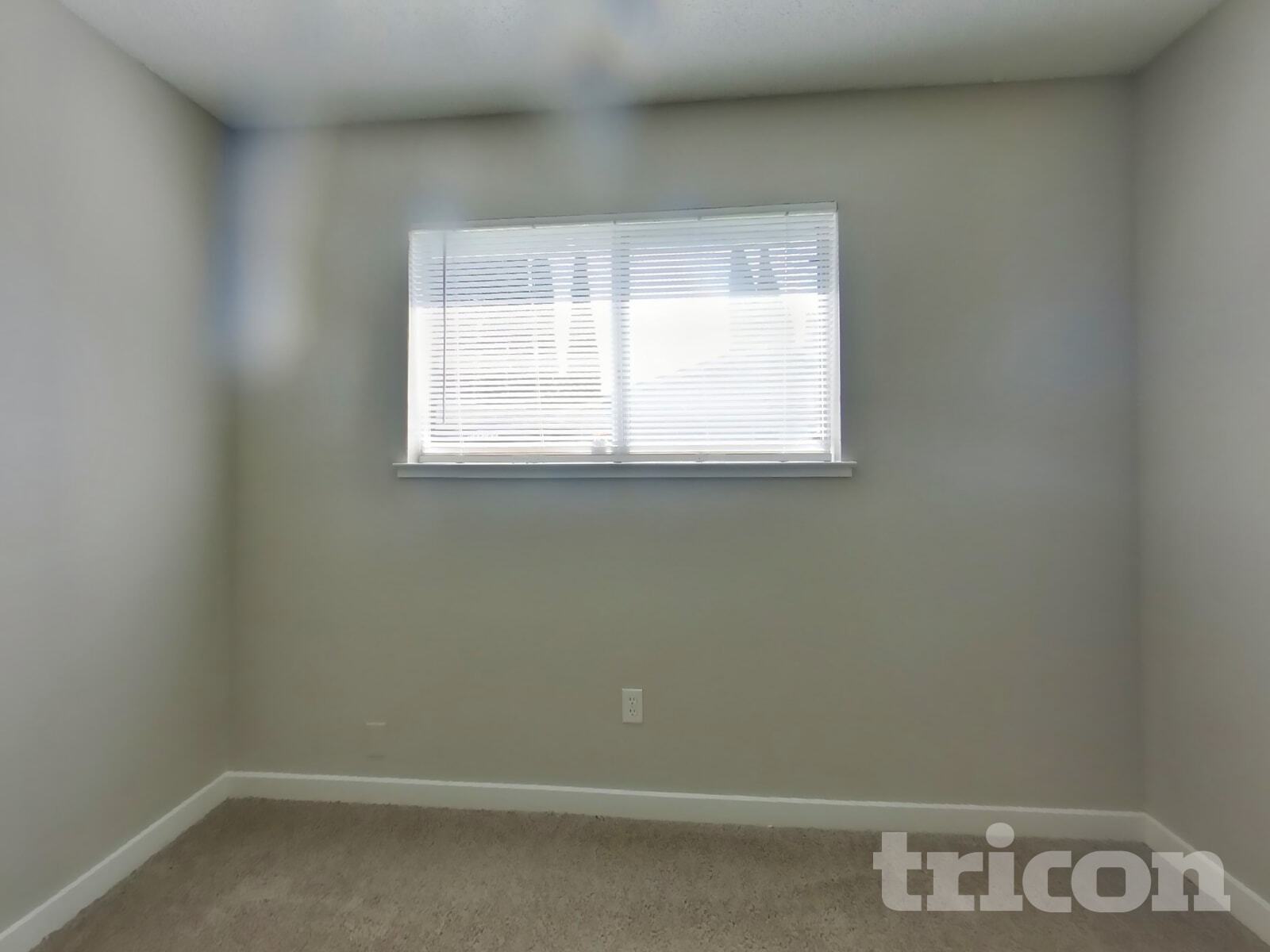 Building Photo - 1104 Waxwing Ln