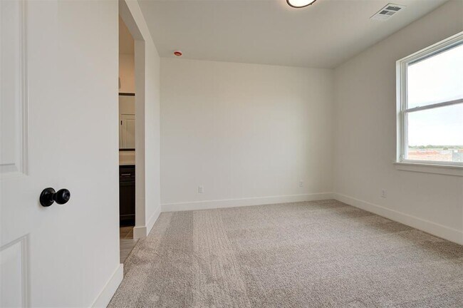 Building Photo - 9305 NW 146th St