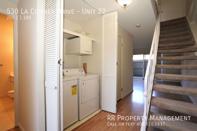 Building Photo - Cute 2 Story Townhouse with Great Schools!