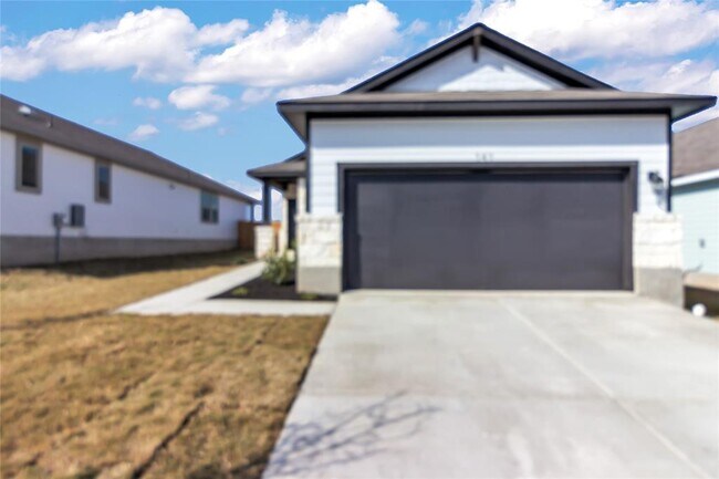 Building Photo - 141 Quiet Man Dr