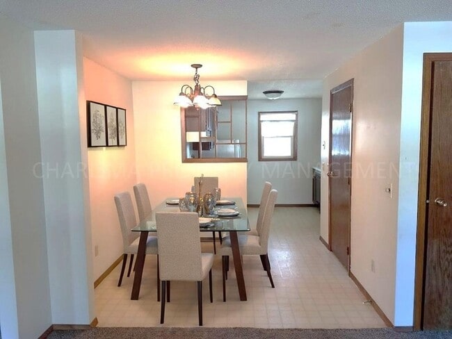 Building Photo - 2 BD - WHEN LOCATION, COMMUNITY AND PRICE ...
