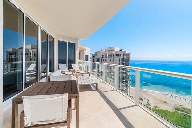Building Photo - 2700 N Ocean Dr