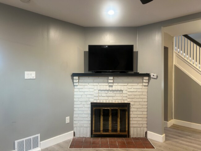 Building Photo - 135 68th St