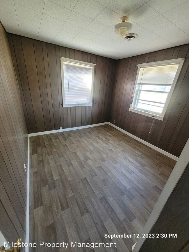 Building Photo - 3 br, 1 bath House - 1420 N Merriam