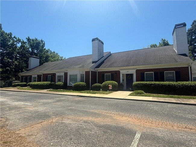 Primary Photo - 407 Boulevard NE