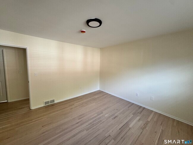 Building Photo - 75 Saltonstall Pkwy