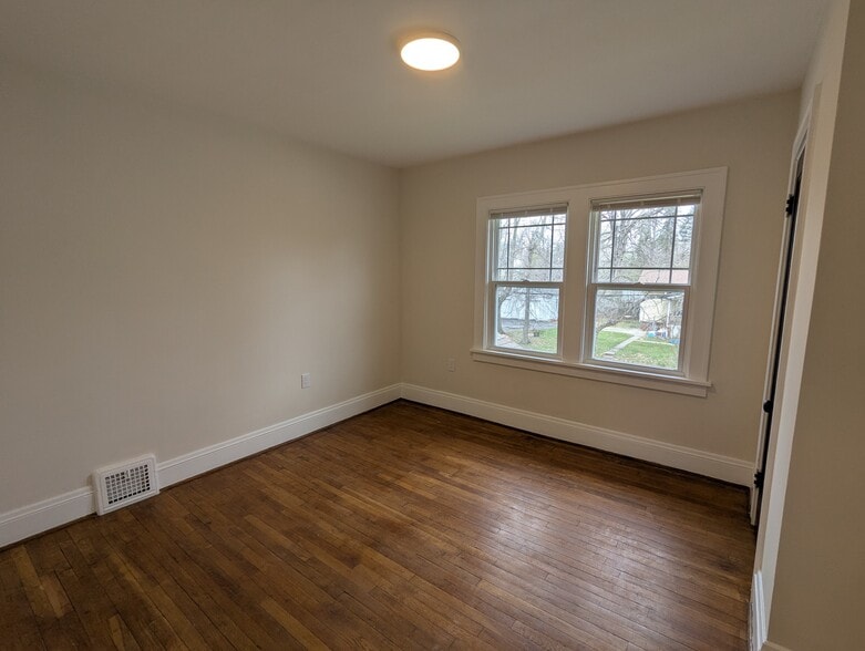 Building Photo - 1510 Wood Rd