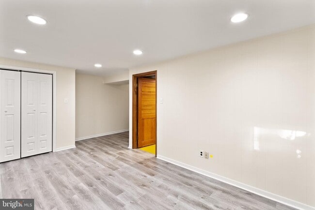 Building Photo - 2410 Alsop Ct