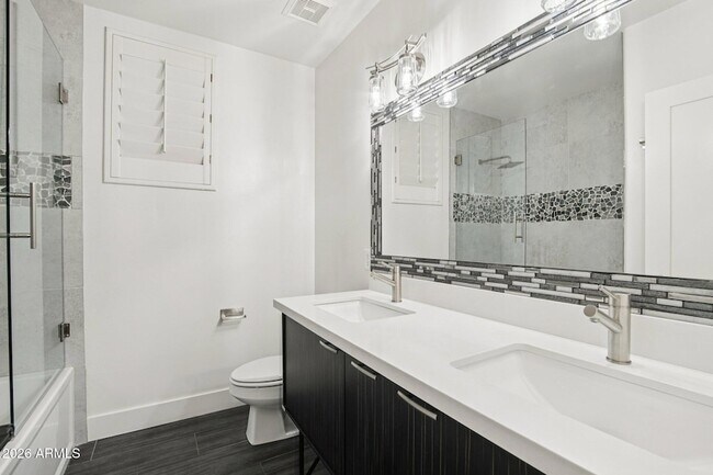 Building Photo - 6991 W Firebird Dr