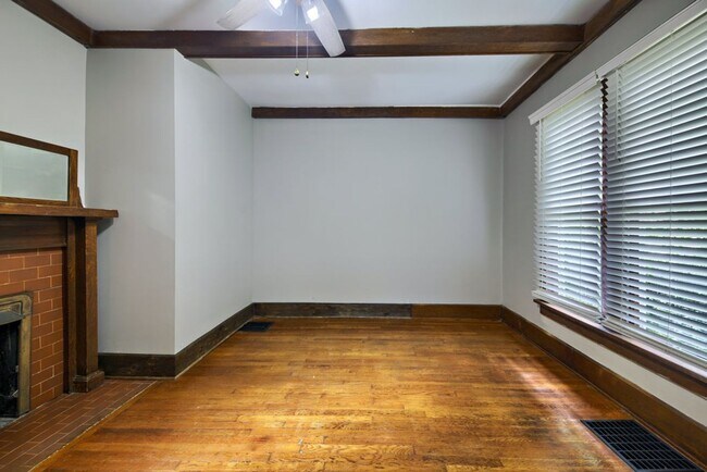 Building Photo - OSU Single Family House! Great Location!
