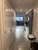 Building Photo - 205 Ferry St