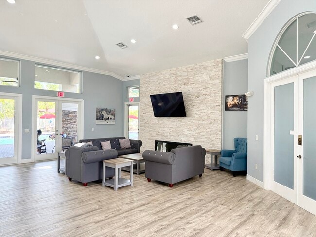 Building Photo - 10395 Little Mustang Way