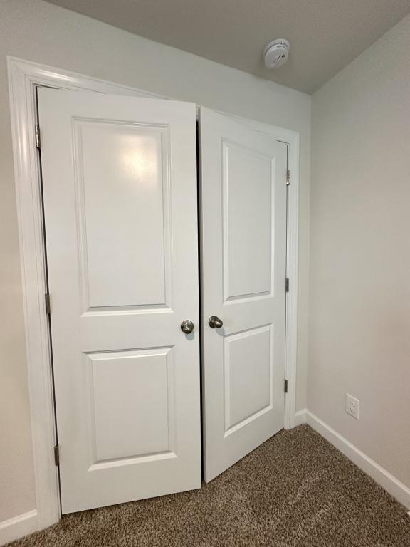 Building Photo - 6212 Hailstone Rd