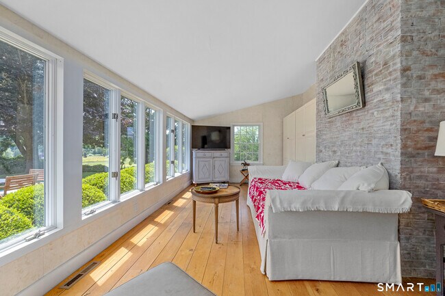 Building Photo - 50 Warner Rd