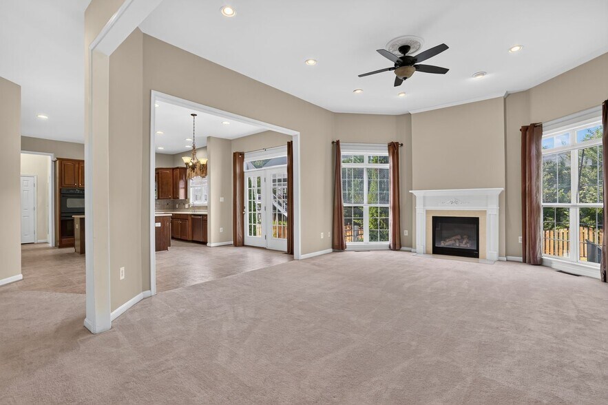 Building Photo - 44331 Apache Cir