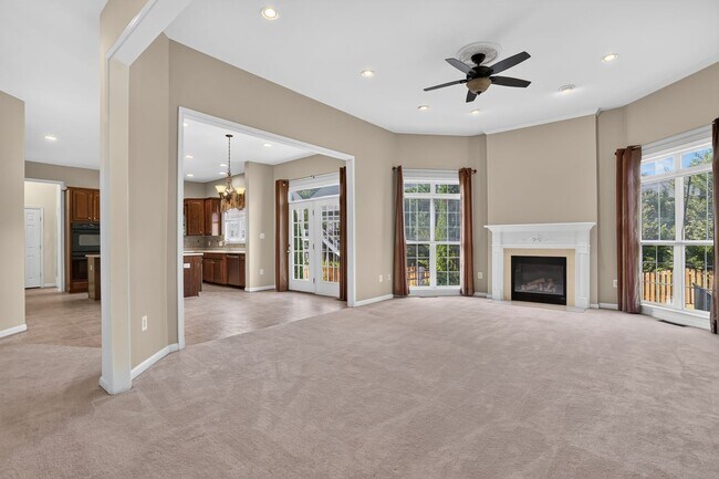 Building Photo - 44331 Apache Cir