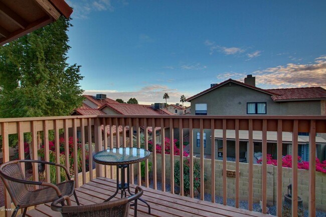 Building Photo - 4435 E Amberwood Dr