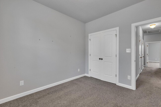 Building Photo - Modern 2-Story Townhome with Garage