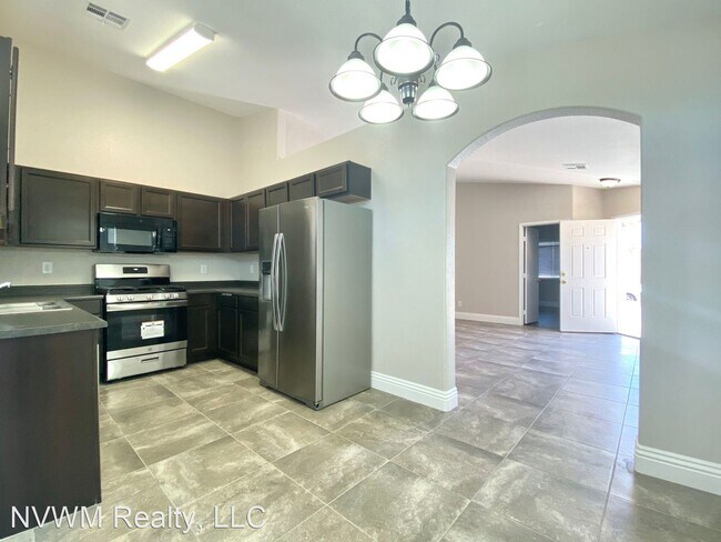 Building Photo - 3 br, 2 bath House - 3741 Sorrowing Sparro...