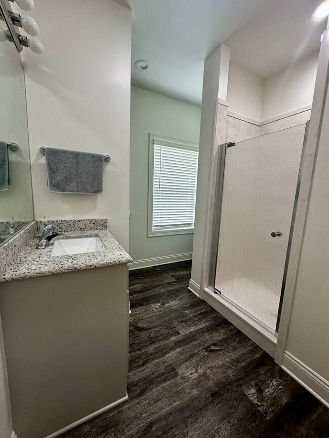 Building Photo - 2306 Timberlane Dr