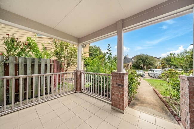 Building Photo - 7502 Autumn Sun Dr