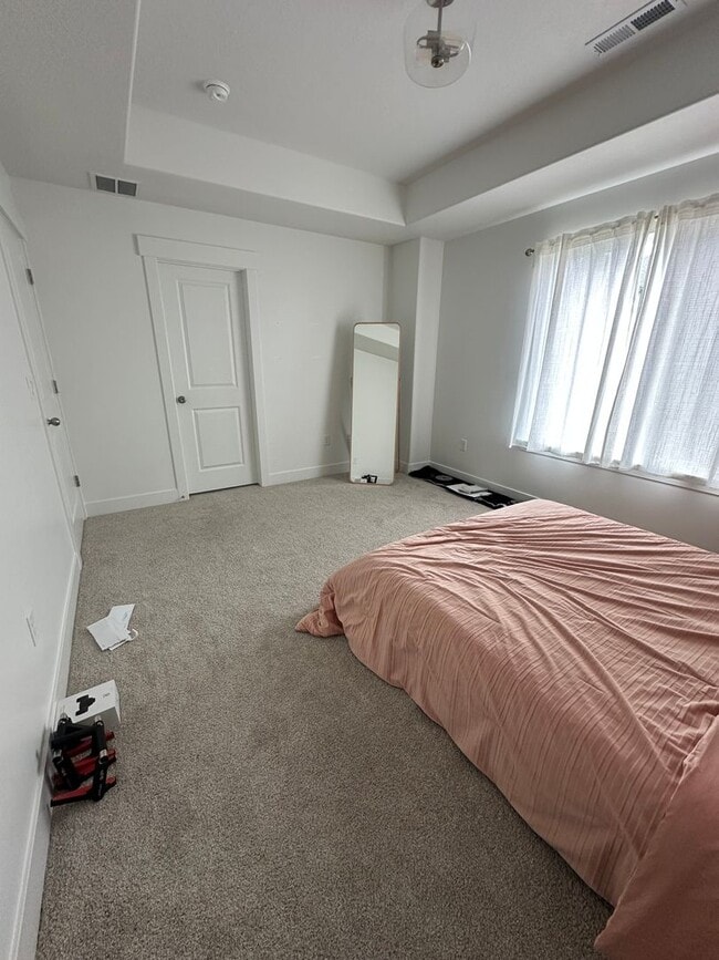 Building Photo - Absolutely STUNNING Home in Lehi!!!