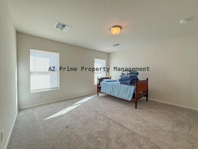 Building Photo - 1209 W Seagoe Ave