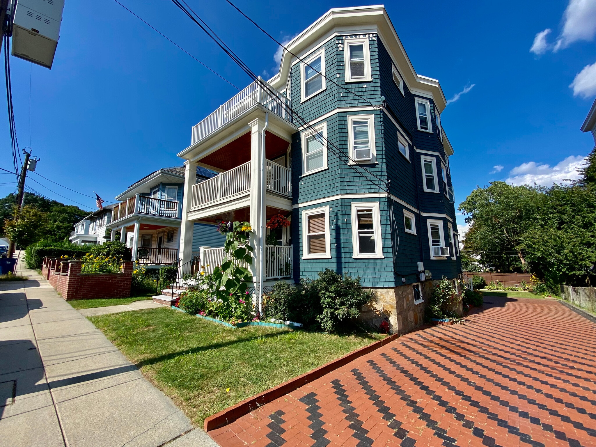Building Photo - 103 Farquhar St