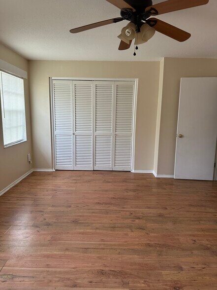 Building Photo - 10035 N 53rd St