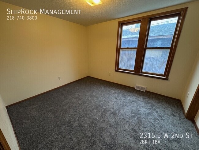 Building Photo - 2315.5 W 2nd St